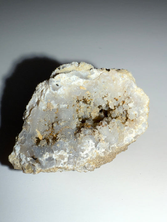 Frosty blue calcedony Keokuk geode