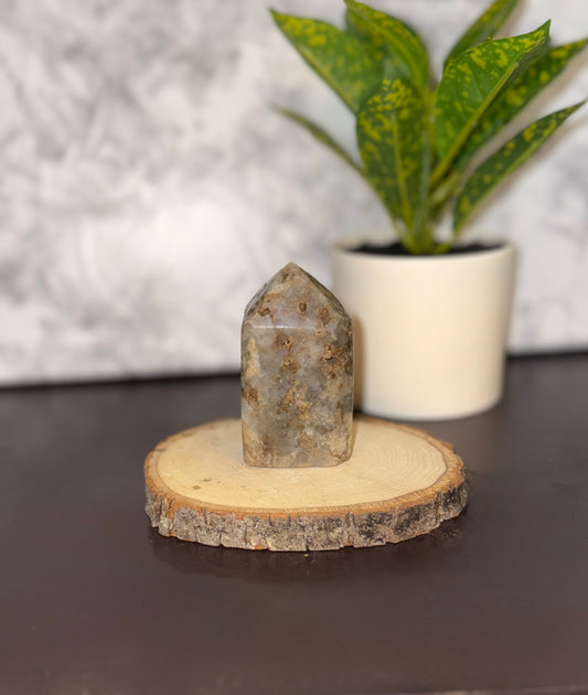 Chunky Lake Superior agate tower with druzy and chalcopyrite